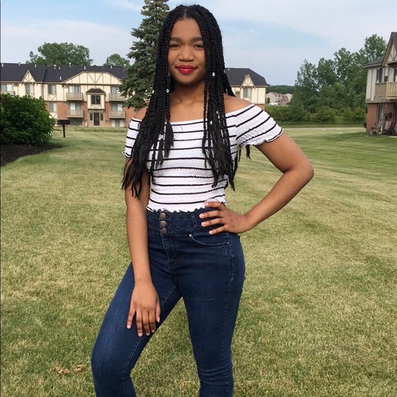 Meet your Posher, Aaniyah - Picture 2 of 2